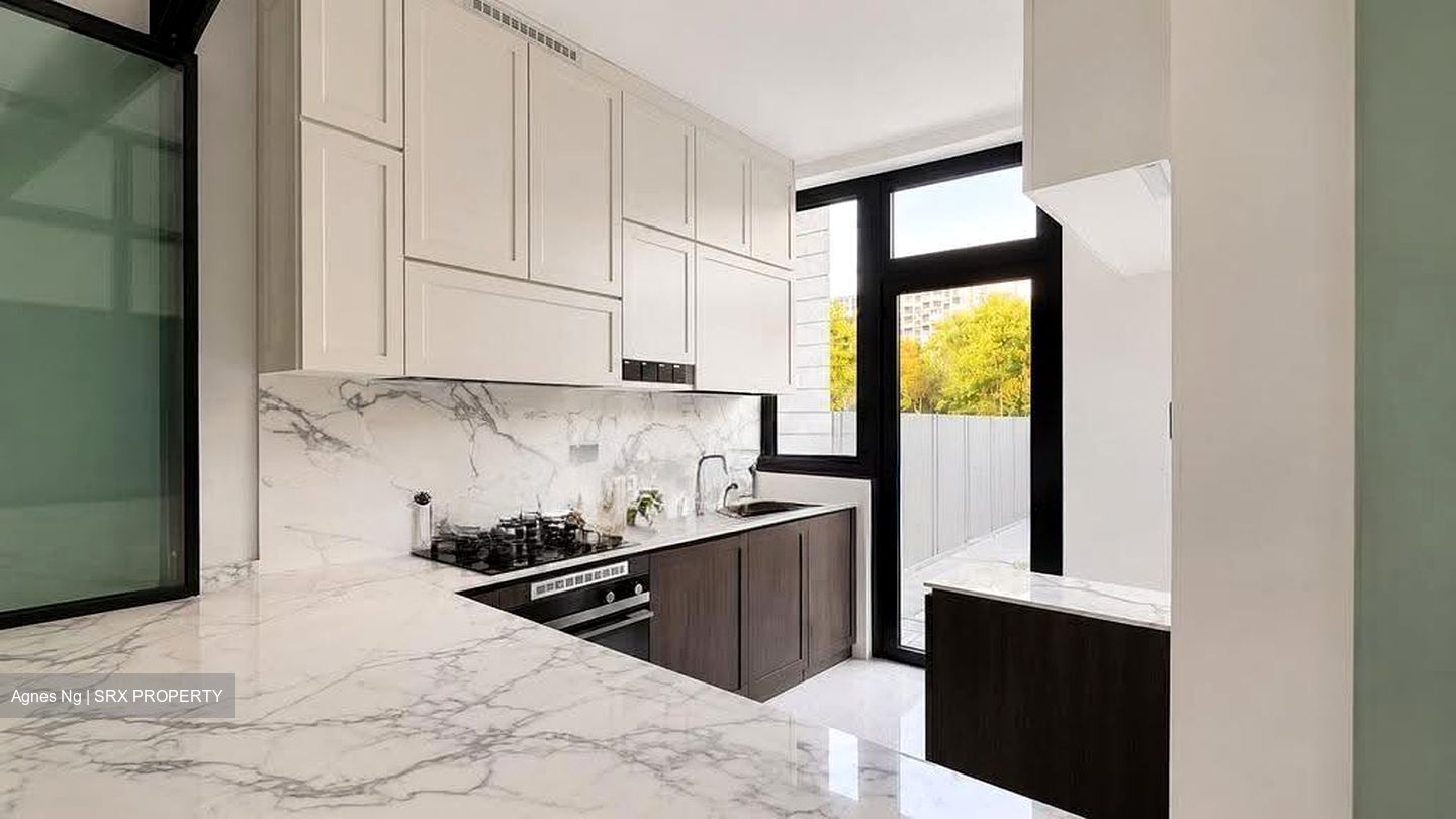 Loyang Besar Close (D17), Terrace #607546741